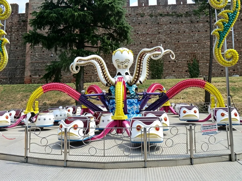 Suburban Amusement Parks & Leisure Sites